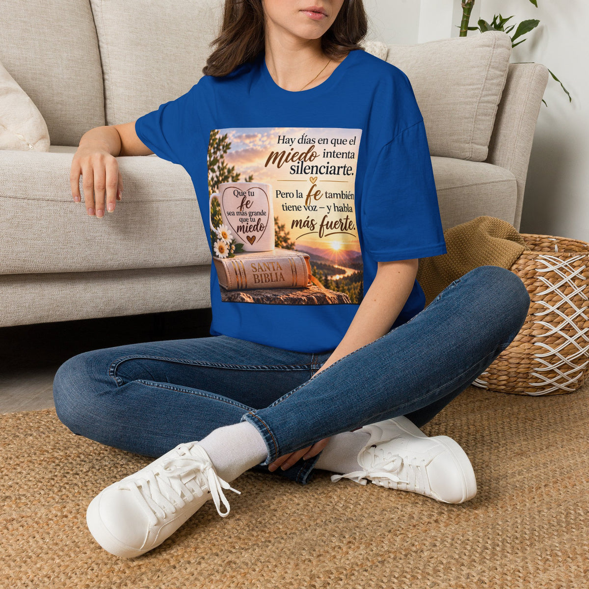 Camiseta Cristiana en Español – Fe Sobre el Miedo | Regalo de Fe e Inspiración | Christian Faith T-Shirt