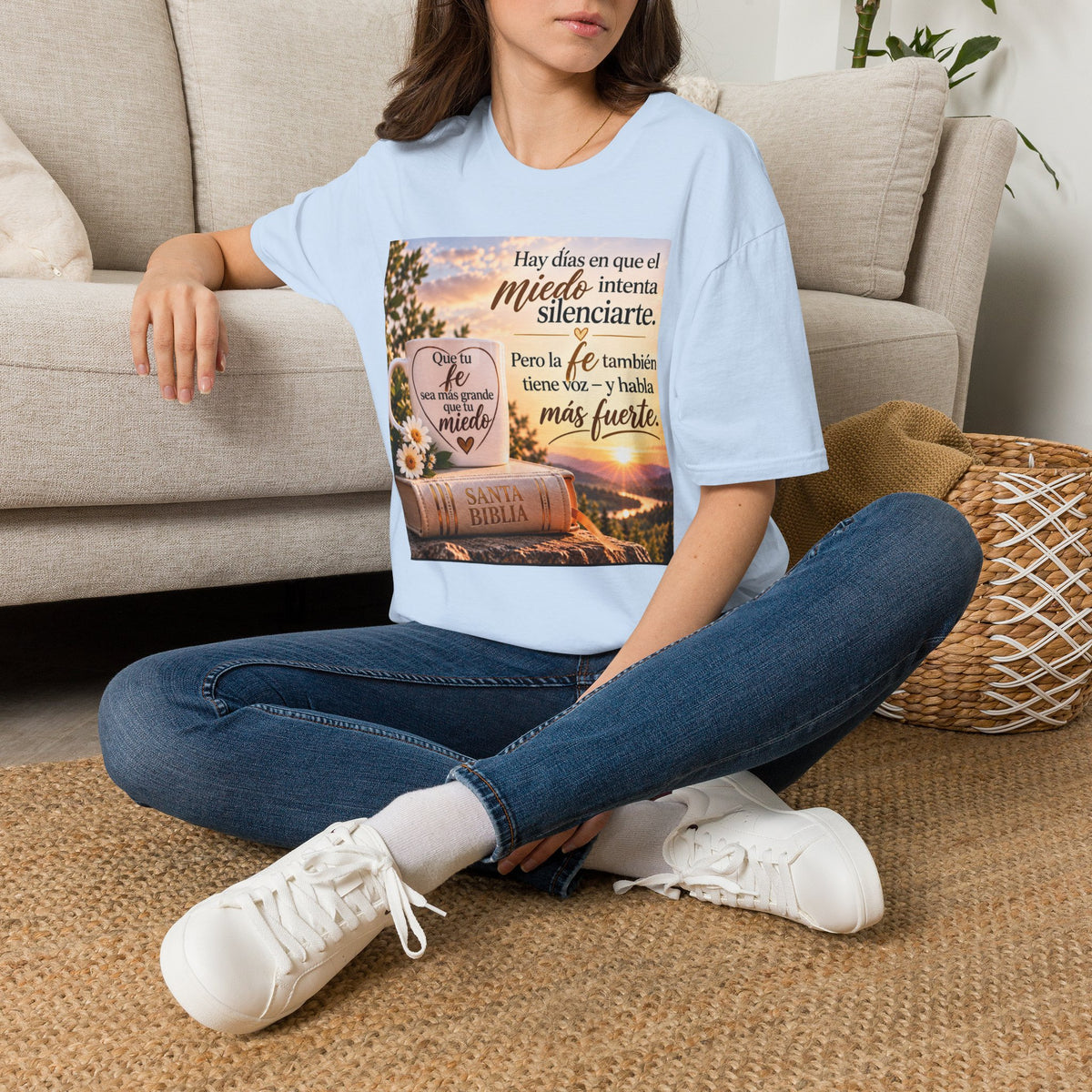 Camiseta Cristiana en Español – Fe Sobre el Miedo | Regalo de Fe e Inspiración | Christian Faith T-Shirt