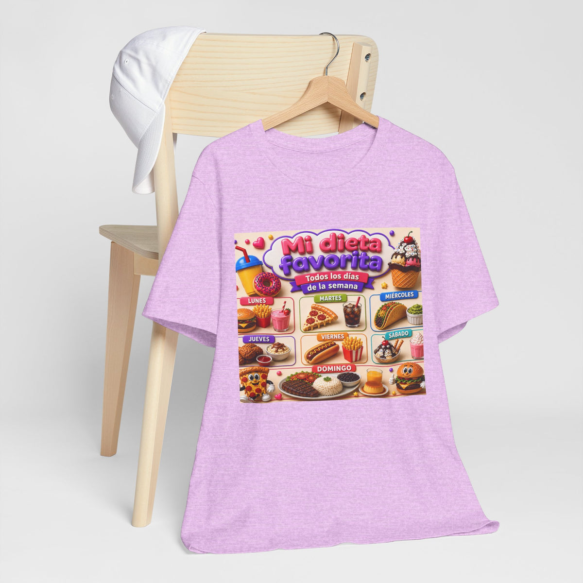 T-Shirt — "Mi dieta favorita: Todos los días de la semana" (Daily Favorite Foods Graphic Tee)