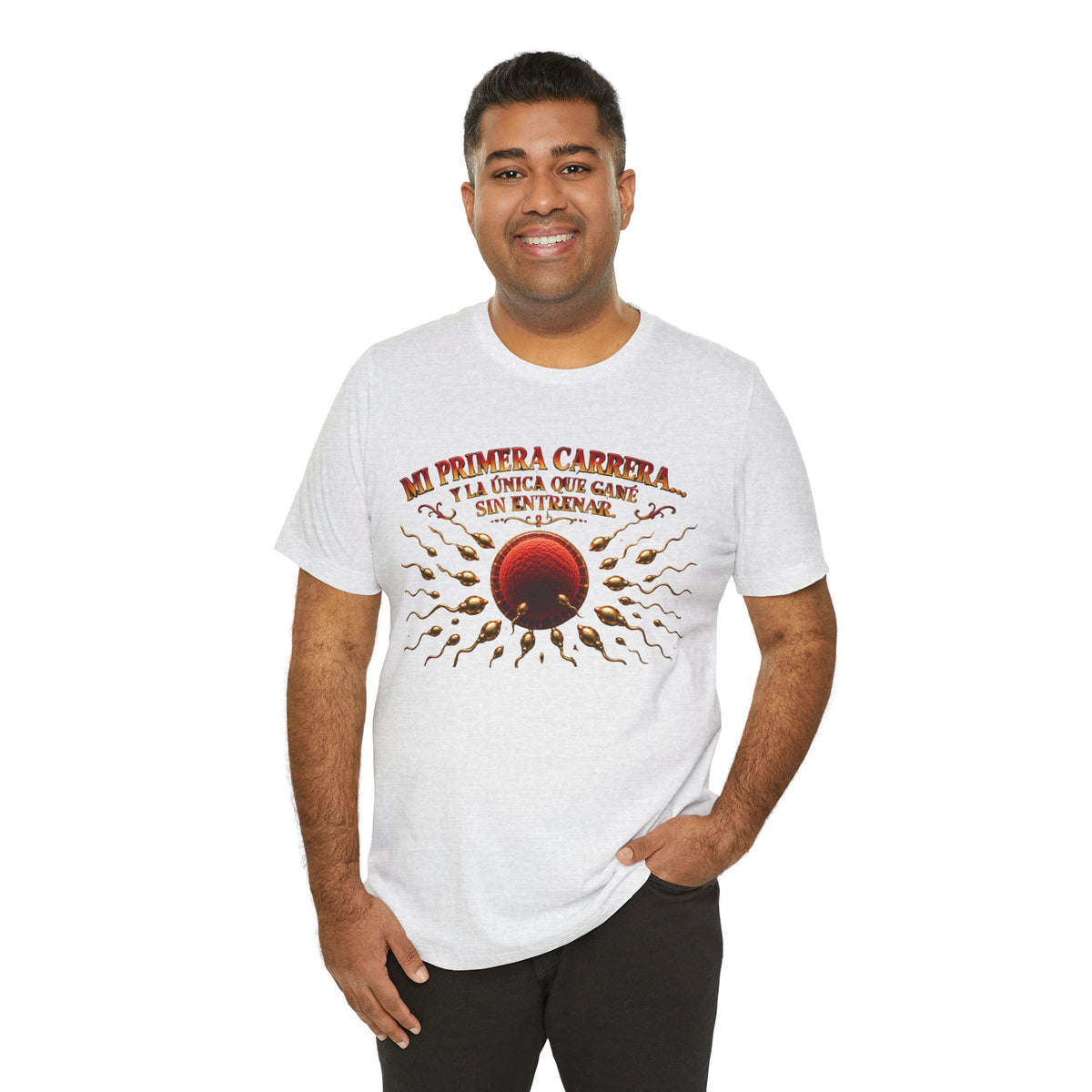 T-Shirt — "Mi Primera Carrera: La Única Que Came Sin Entrenar" Retro Running Graphic Tee