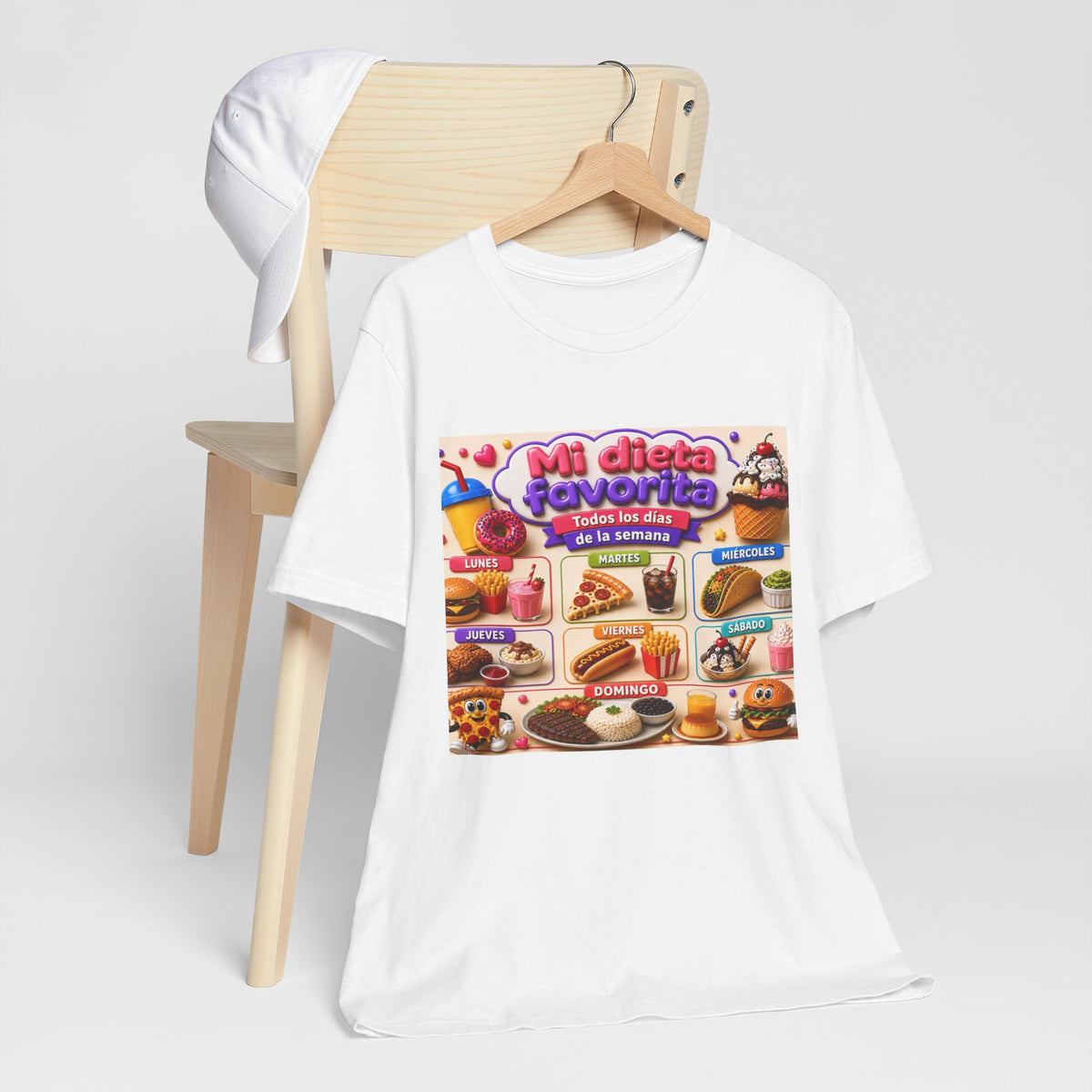 T-Shirt — "Mi dieta favorita: Todos los días de la semana" (Daily Favorite Foods Graphic Tee)